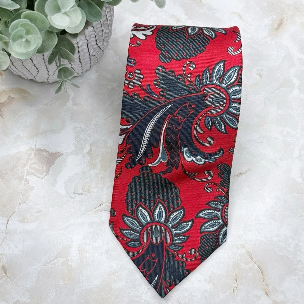 NWOT Stanford Silk Tie Red &‎ Navy Print 3 5/8